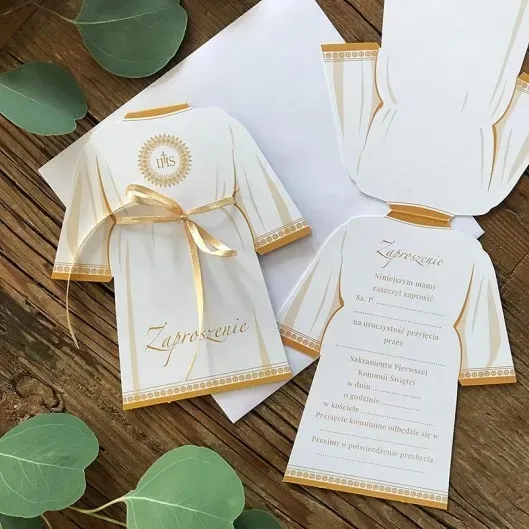 Zaproszenie komunijne w kształcie alby